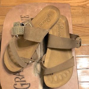 Yokono Crisscross Toe Sandals